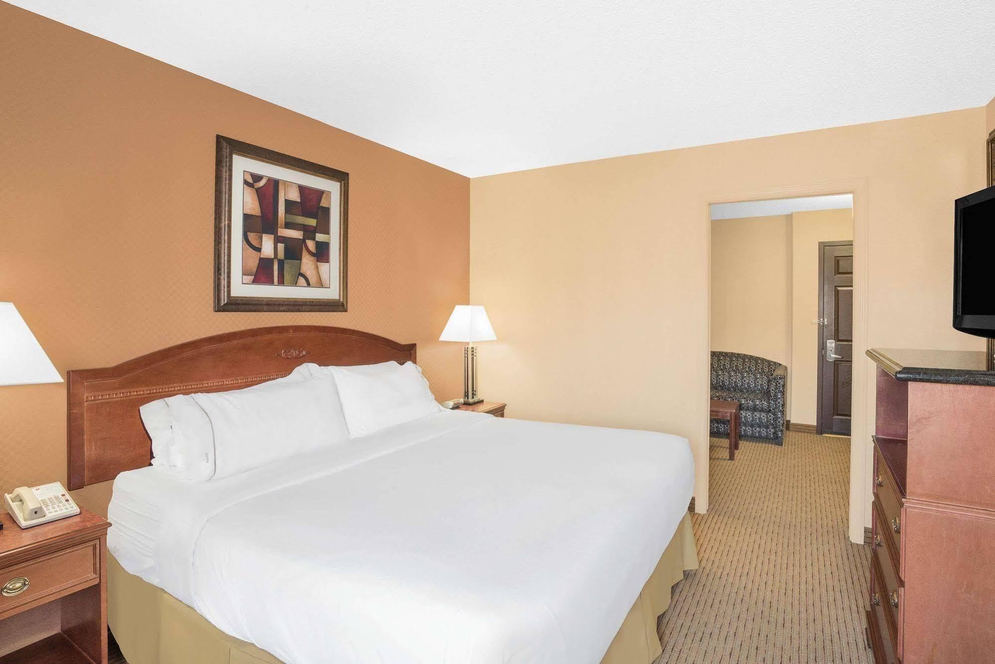 Best Western Plus West Edmonton Buitenkant foto