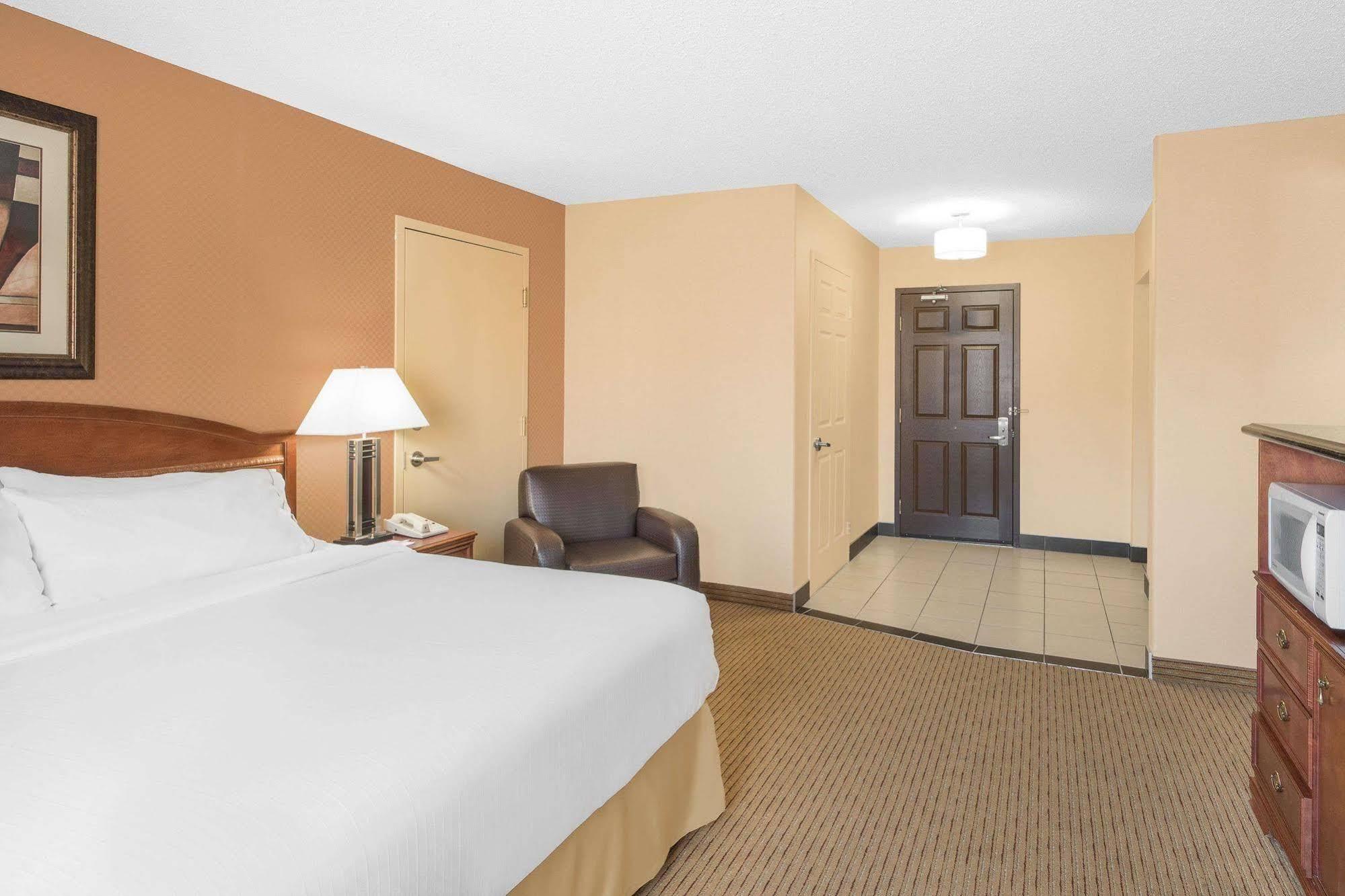 Best Western Plus West Edmonton Buitenkant foto