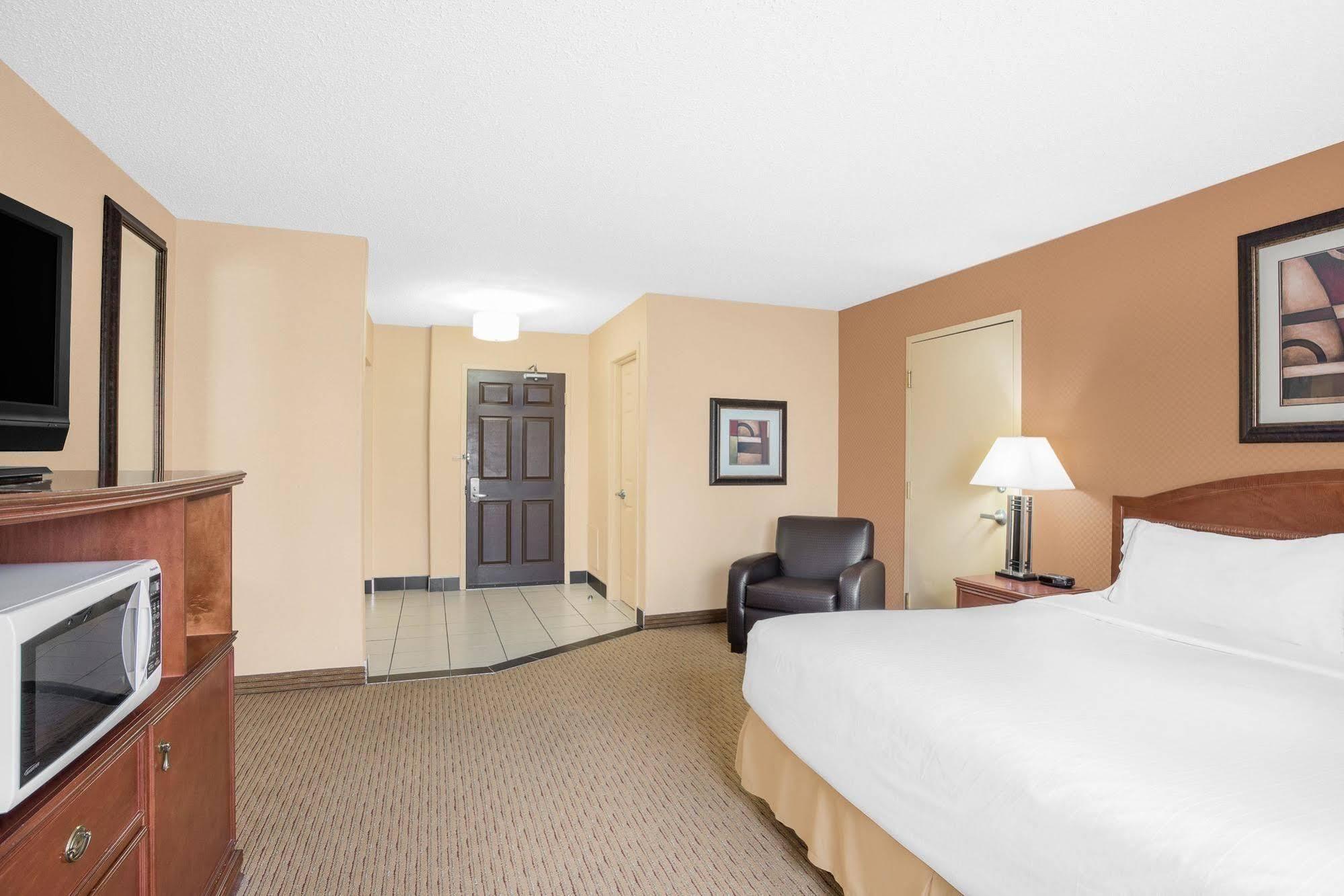 Best Western Plus West Edmonton Buitenkant foto