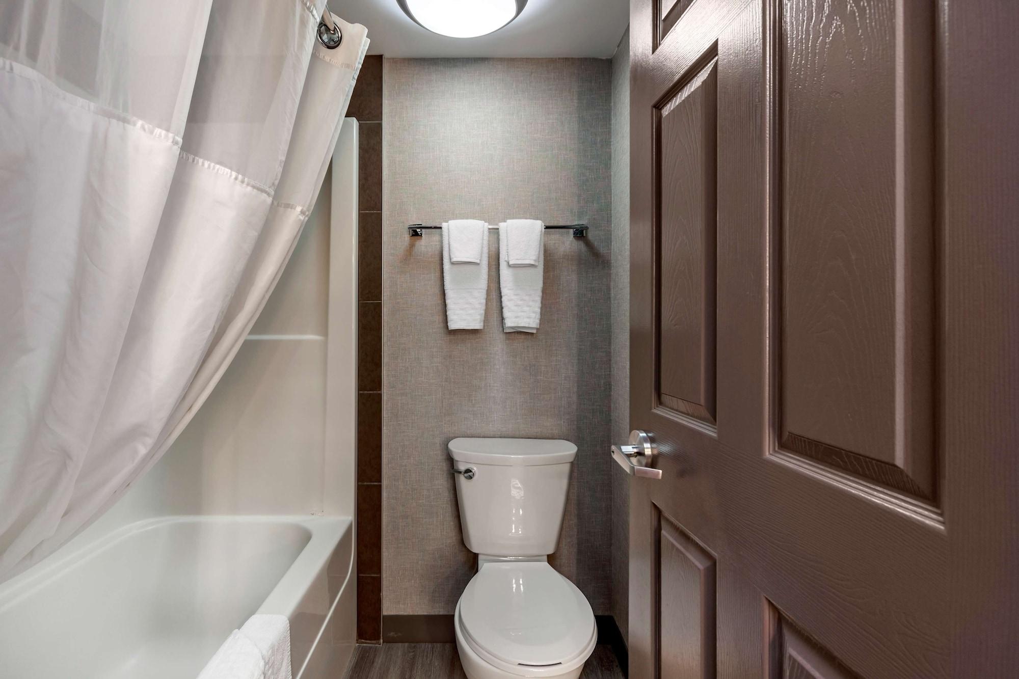 Best Western Plus West Edmonton Buitenkant foto